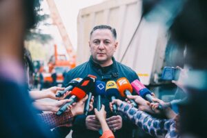 TİFLİS (AA) – Gürcistan'ın Batum kentinde çöken 7 katlı binanın