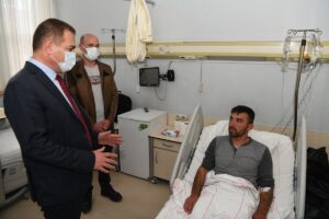 HAKKARİ (AA) – Hakkari Valisi ve Belediye Başkan Vekili İdris