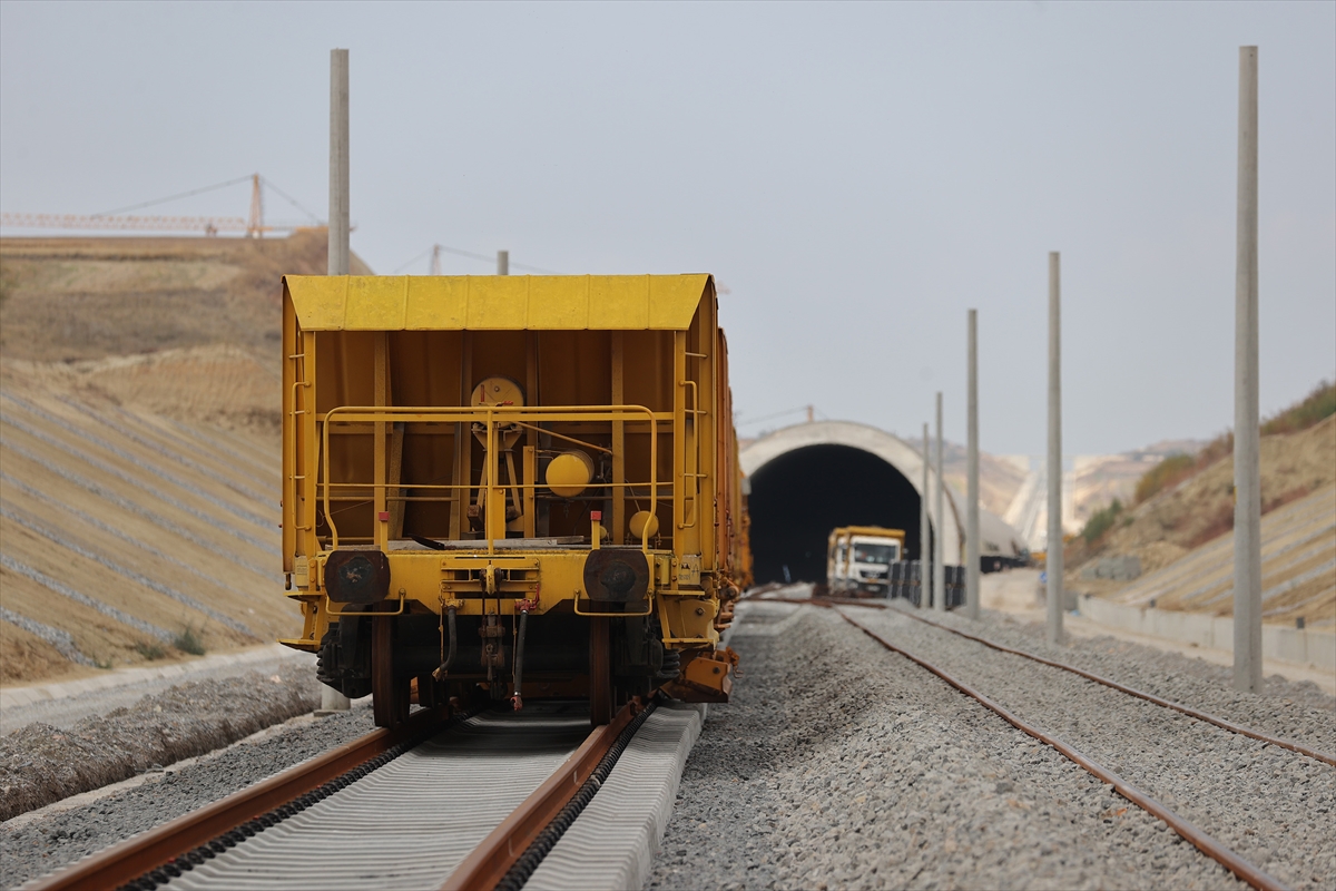 Halkalı-Kapıkule hızlı tren hattının Çerkezköy-Kapıkule etabında çalışmaların yüzde 50 'si bitti