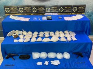 HATAY (AA) – Hatay'da uyuşturucuyla mücadele kapsamında yapılan operasyonda 3