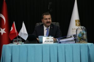 BALIKESİR (AA) – Balıkesir Büyükşehir Belediye Başkanı Yücel Yılmaz, İngiltere'de