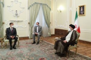 TAHRAN (AA) – İran Cumhurbaşkanı İbrahim Reisi, Venezuela Dışişleri Bakanı