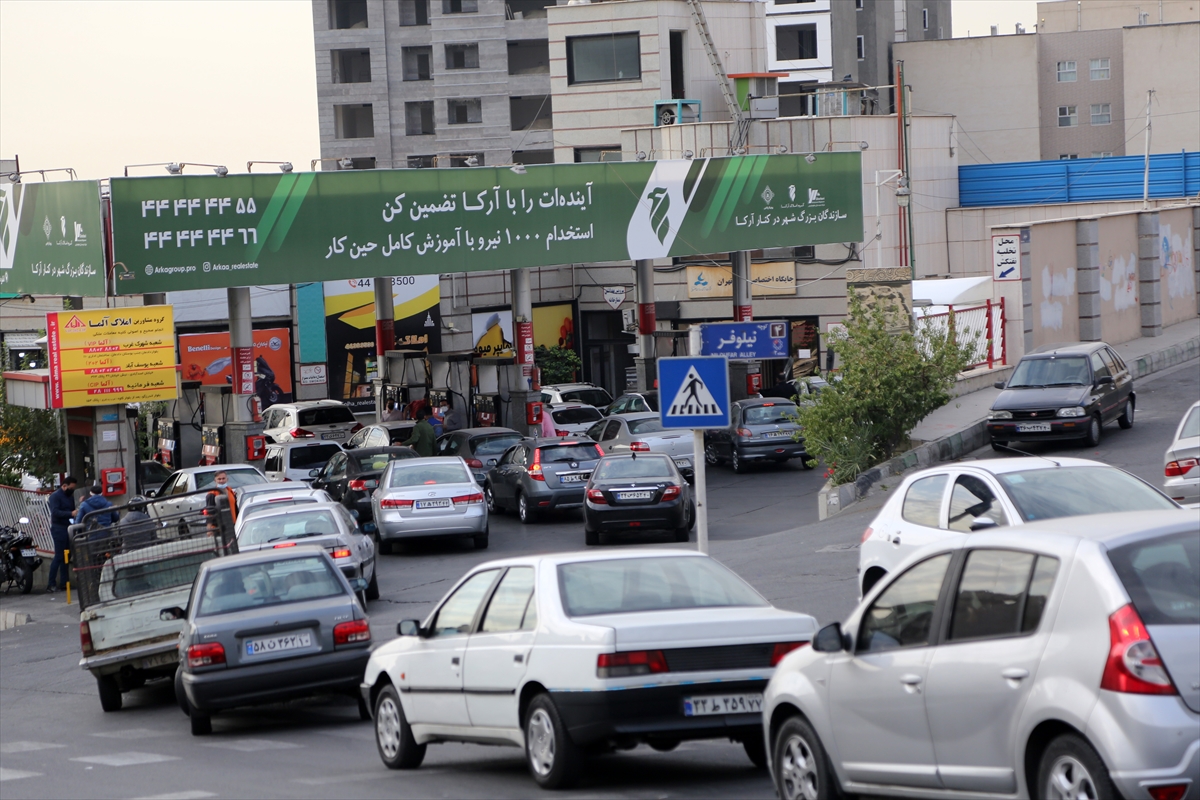 İran'da benzin dağıtım sistemine yönelik siber saldırı satışları kilitledi