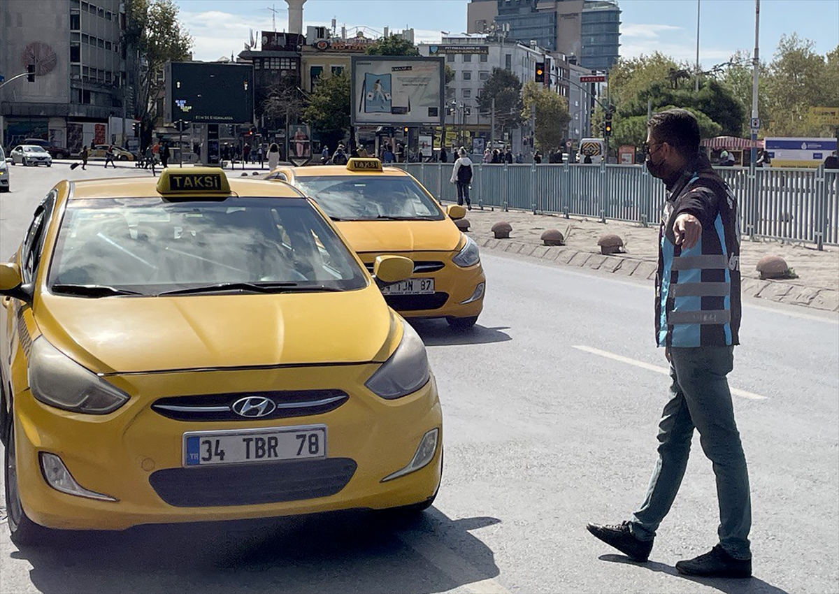 İstanbul’da taksicilere yönelik denetimler sürüyor