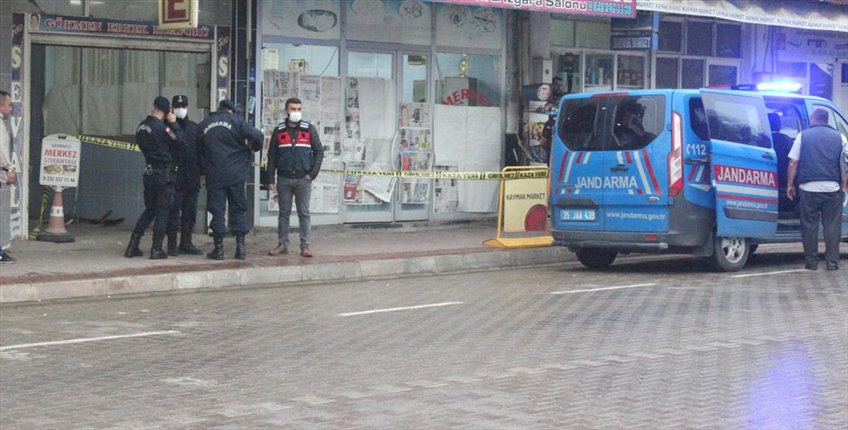 İzmir'de lokantada silahlı saldırıya uğrayan kişi öldü