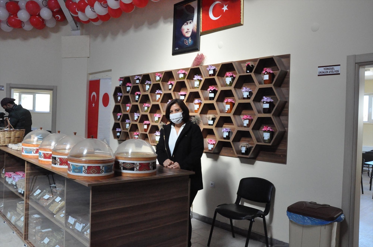 Japonya Büyükelçiliğince Yozgat'ta yaptırılan Kadın İstihdamını Destekleme Merkezi açıldı