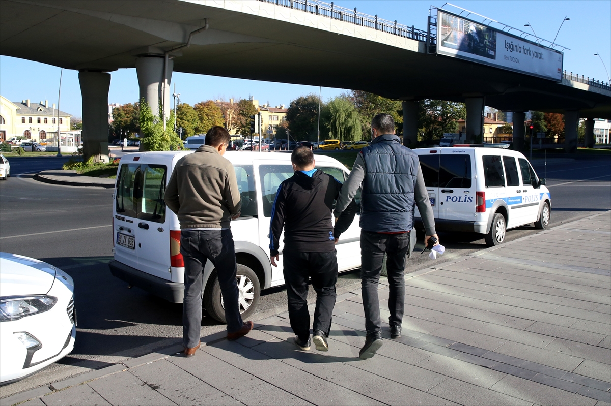 Kayseri'de “halkı kin ve düşmanlığa tahrik” suçundan aranan kişi yakalandı