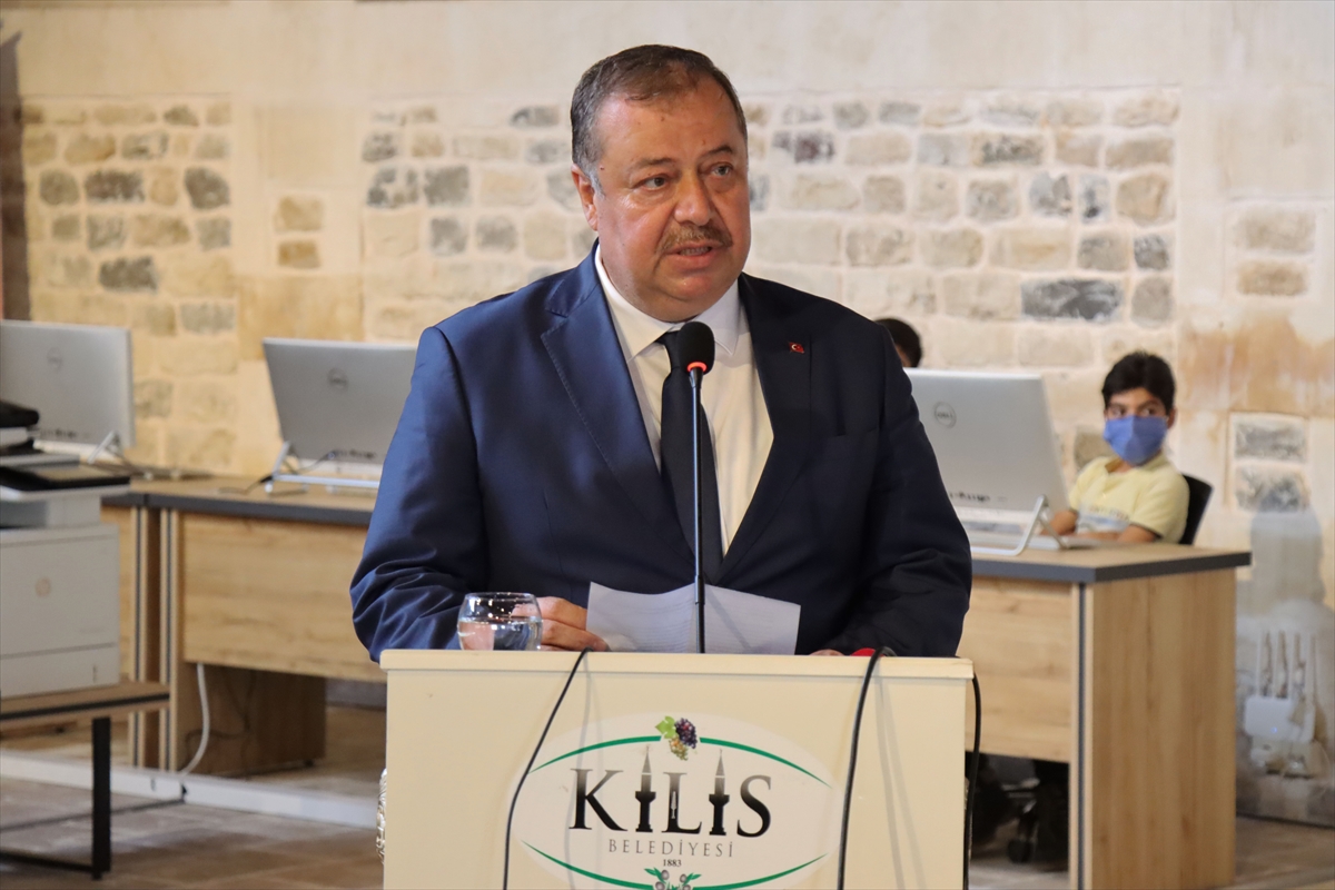 Kilis'te tarihi bina gençlik merkezi olarak hizmete açıldı