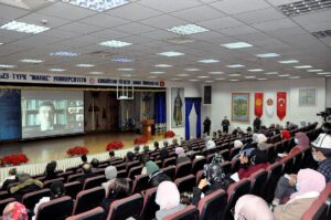 BİŞKEK (AA) – Kırgızistan-Türkiye Manas Üniversitesinin (KTMÜ) düzenlediği "Aile ve