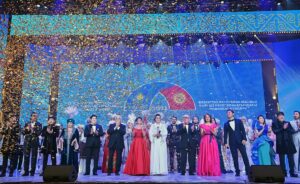 BİŞKEK (AA) – Kırgızistan'da "Kazakistan Kültür Günleri" açılış konseriyle başladı.