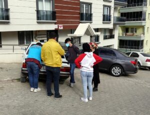 - PCR testi de pozitif çıkan 15 yaşındaki sürücüye ve