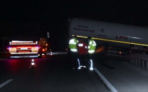 KIRIKKALE (AA) – Kırıkkale'de LPG yüklü tırın şarampolde makaslaması sonucu