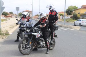 - Denetimlerde terk edilmiş ve tescilsiz kullanılan 25 motosiklet trafikten