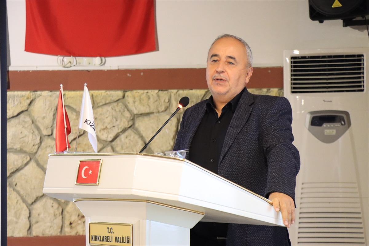 Kırklareli'nde genç Türk Kızılay gönüllülerine eğitim verildi
