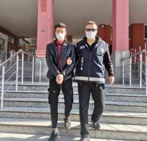 KOCAELİ (AA) – Kocaeli'de, yurda yasa dışı yollarla girdiği belirlenen