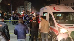 KOCAELİ (AA) – Kocaeli'nin Gebze ilçesinde silahlı saldırıya uğrayan kişi