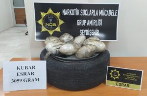 KONYA ( AA ) – Konya'nın Seydişehir ilçesinde 2 otomobilde