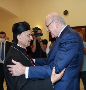 - Anlaşmaya varılan çözüm formülüne ilişkin bilgi verilmezken, Lübnan basını