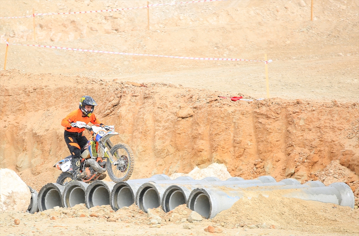 Mersin'de “Toroslar Extreme Enduro Motofest Cumhuriyet Yarışları” sona erdi