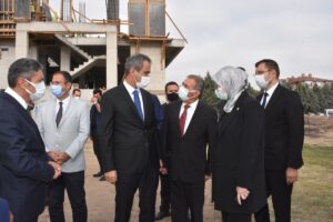 BALIKESİR (AA) – Milli Eğitim Bakanı Mahmut Özer, "İlkokuldaki sınıf