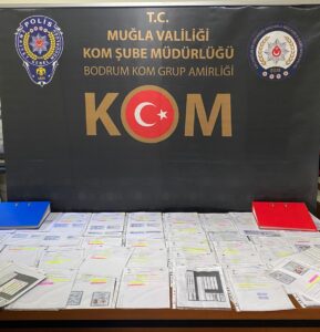 MUĞLA (AA) – Muğla'da "Çekirge" operasyonunda 5 şüpheli gözaltına alındı.