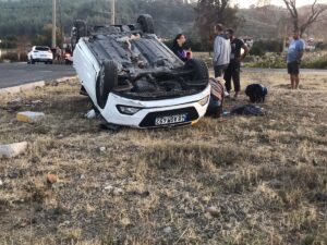 MUĞLA (AA) – Muğla'nın Ula ilçesinde iki otomobilin çarpıştığı kazada