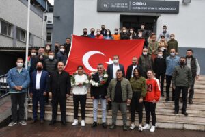 - Milli sporcu: "(Dünya şampiyonası) Şu anda dövüşmeyi istiyorum, çıkıp