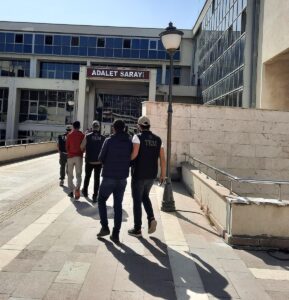 OSMANİYE (AA) – Osmaniye merkezli olarak 5 ilde düzenlenen PKK/KCK