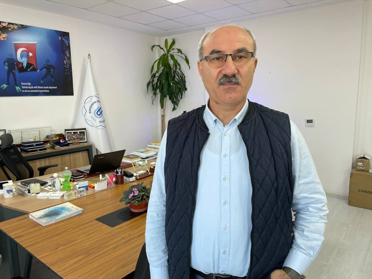 Prof. Dr. Sarı, Marmara Denizi'nin korunmasıyla ilgili çalışmaları değerlendirdi: