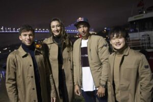 İSTANBUL (AA) – Red Bull sporcuları Toprak Razgatlıoğlu ve Hande