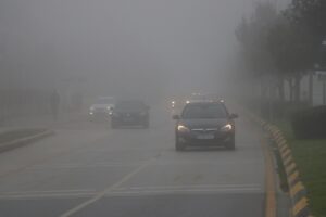 SAKARYA (AA) – Sakarya'da yoğun sis etkisini gösteriyor. Sakarya'da gece