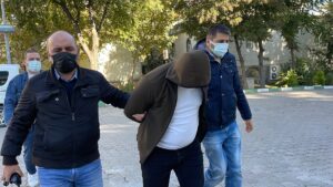 SAMSUN (AA) – Samsun'un İlkadım ilçesinde bir çiftin ikametini yağmaladıkları