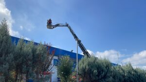 - Dumandan etkilenen 6 işçi hastaneye kaldırıldı