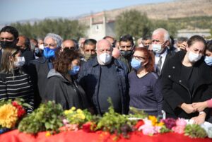 Türk Halk Müziği sanatçısı Musa Eroğlu’nun, kanser nedeniyle yaşamını yitiren