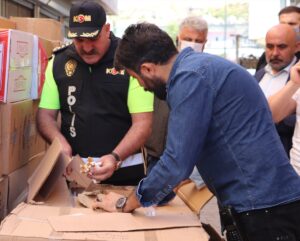 SİİRT (AA) – Siirt'te düzenlenen kaçakçılık operasyonunda 4 milyon makaron