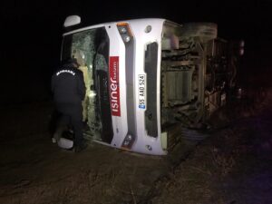 SİVAS (AA) – Sivas'ın Kangal ilçesinde tur midibüsünün devrilmesi sonucu