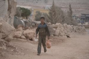 Suriye’de Beşşar Esed rejiminin saldırısında babasını, şeker hastalığından da iki