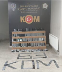 ŞANLIURFA (AA) – Şanlıurfa'da, düzenlenen operasyonda, bir tırın su deposuna