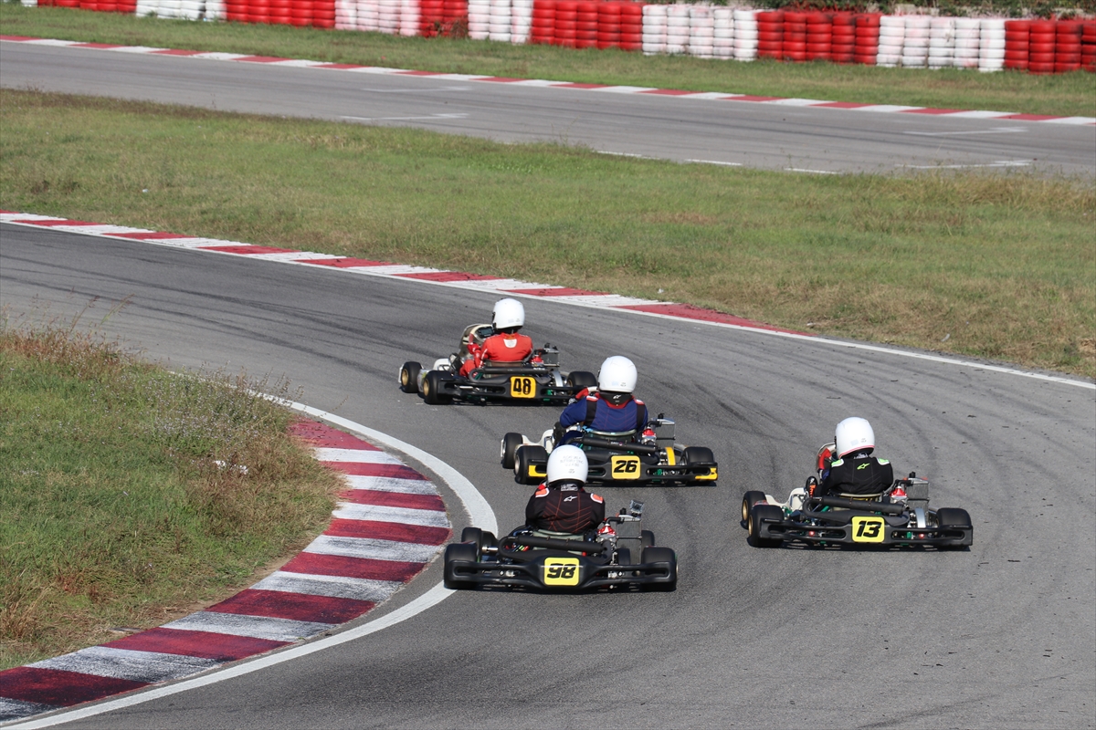 Türkiye Karting Şampiyonası 7. ayak yarışları Kocaeli'de başladı