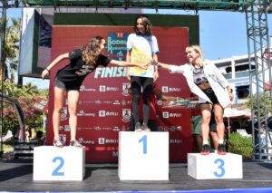 - Bodrum ilçesinde düzenlenen yarı maratonda, erkeklerde Ömer Oklu, kadınlarda