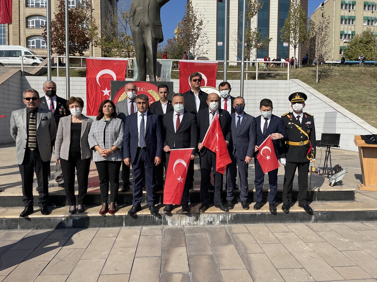 Vaka sayıları artan Karabük'te protokol ve siyasilerden “aşı çağrısı”