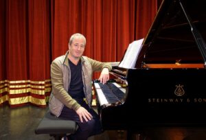 İSTANBUL (AA) – Keman virtüözü Iskandar Widjaja ile "Hocaların hocası"