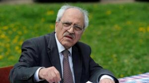 Türk şiirinin büyük ustası Sezai Karakoç bugün 88 yaşında vefat