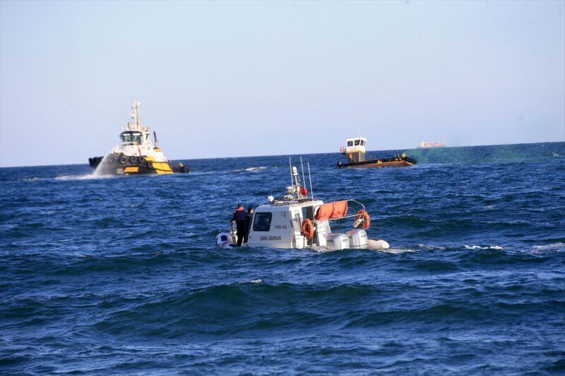 Sahil Güvenlik Komutanlığı ekipleri 14 bin 708 kişiyi kurtardı
