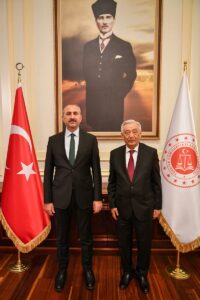 ANKARA (AA) – Adalet Bakanı Abdulhamit Gül, Özbekistan Anayasa Mahkemesi