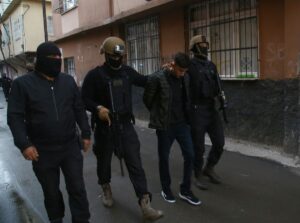 ADANA (AA) – Adana'da PKK/KCK terör örgütüne yönelik soruşturmada haklarında