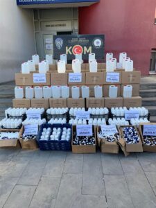 ADANA (AA) – Adana'da 1560 litre etil alkol ve 45