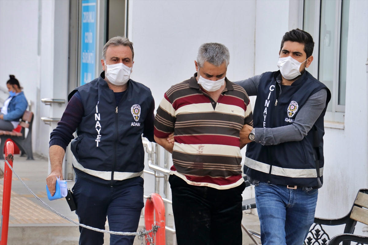Adana'da babasını bıçaklayarak öldürdüğü öne sürülen zanlı tutuklandı