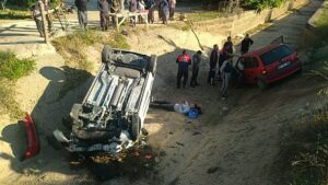 ADANA (AA) – Adana’nın Kozan ilçesinde çarpıştıktan sonra boş sulama