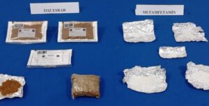 ADANA (AA) – Adana'nın Pozantı ilçesinde otomobilin hava filtresine uyuşturucu